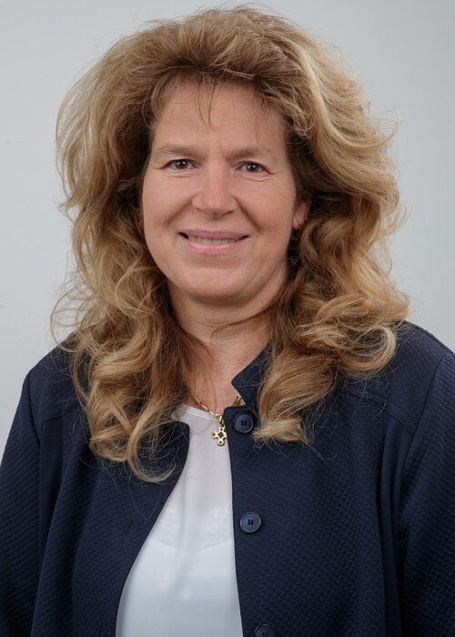 Neumaier Martina