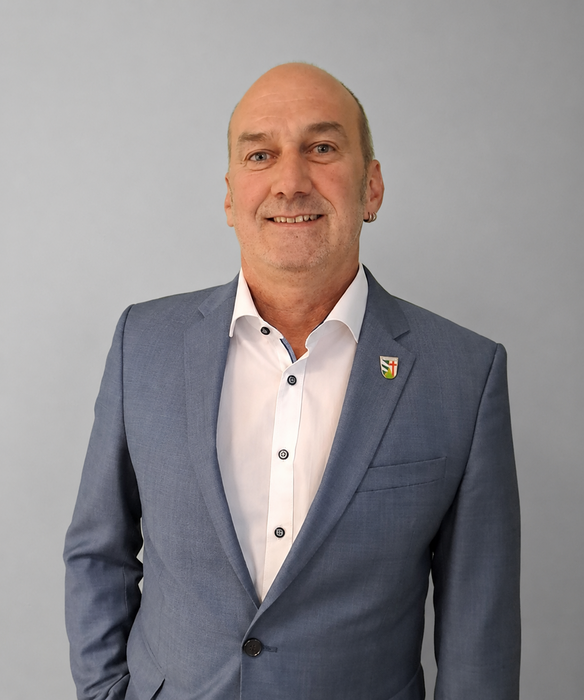 Stefan Heller bearbeitet